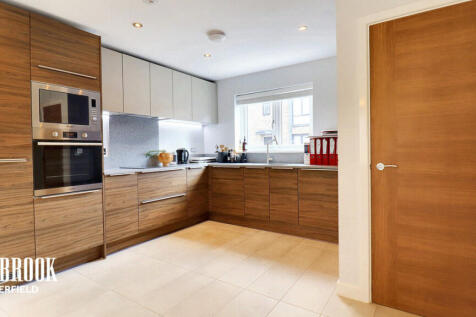 Woodyard Avenue, CHESTERFIELD 4 bed townhouse for sale