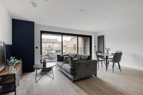 3 bedroom apartment for sale