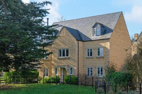 Proctor Way, Upper Rissington, GL54 6 bed detached house for sale
