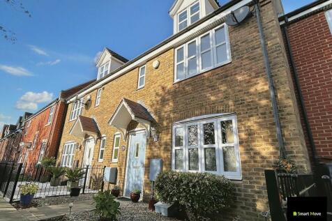 Bellflower Drive, Yaxley... 4 bed townhouse for sale