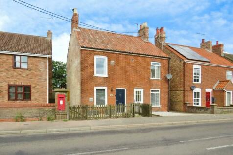 2 bedroom semi-detached house for sale