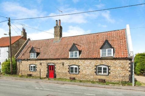 5 bedroom semi-detached house for sale