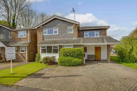 Spinners Walk, Marlow 4 bed detached house for sale