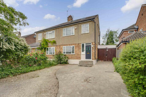 Seymour Park Road, Marlow... 4 bed semi