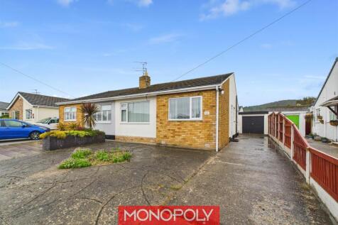2 bedroom semi-detached bungalow for sale