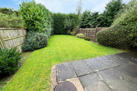 Mablowe Field, Wigston, LE18 3UJ 2 bed semi