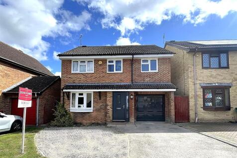 5 bedroom detached house for sale