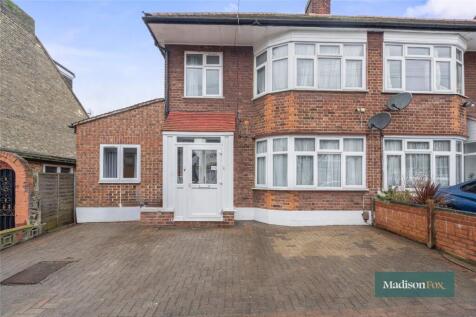 6 bedroom semi-detached house for sale