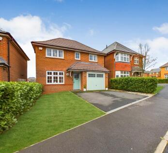 Clowes Crescent, Manchester M29 4 bed detached house for sale