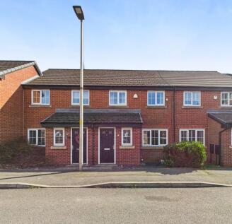 North Croft, Manchester M46 3 bed terraced house for sale