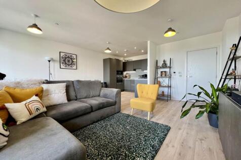 Lyall House, Shipbuuiding Way, E13 9DW 2 bed flat for sale