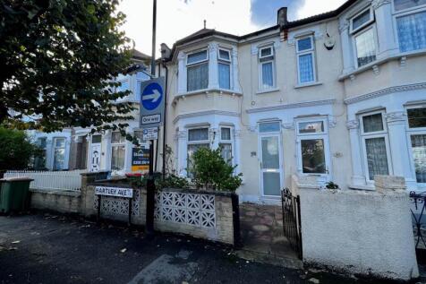 Hartley Avenue, East Ham, E6 3 bed terraced house for sale