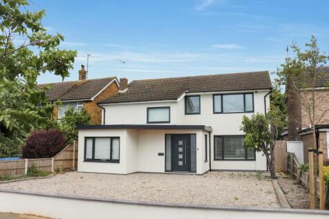 Maplin Way, Thorpe Bay SS1 3 bed detached house for sale