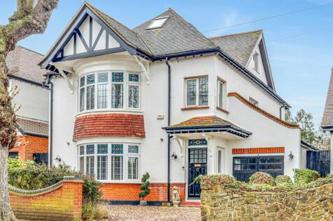 Burges Road, Thorpe Bay SS1 5 bed detached house for sale