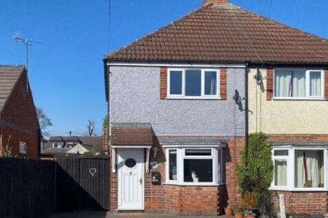 Gascoigne Avenue, Queniborough... 2 bed semi