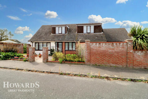 Bure Close, Great Yarmouth 4 bed detached house for sale