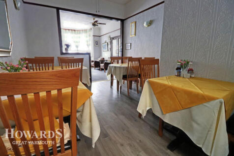 9 bedroom terraced house for sale