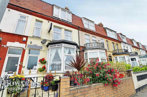 9 bedroom terraced house for sale