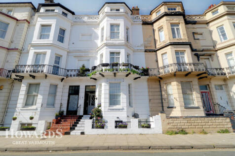 Albert Square, GREAT YARMOUTH 11 bed terraced house for sale