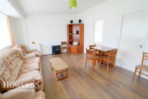 California Road, California 3 bed chalet for sale