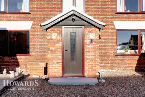 Staithe Road, Martham 3 bed detached house for sale