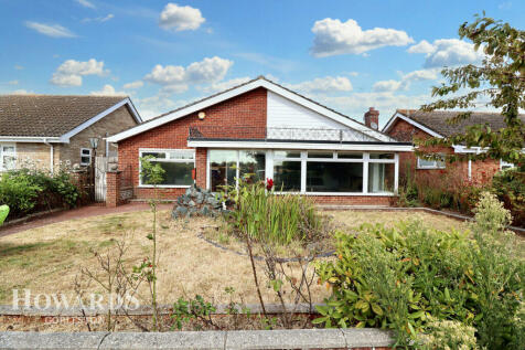 2 bedroom detached bungalow for sale