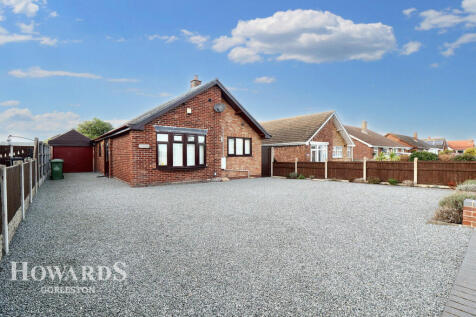 Holly Avenue, Bradwell 3 bed detached bungalow for sale