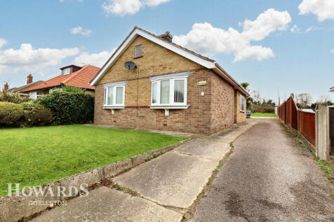 Long Lane, Bradwell 2 bed detached bungalow for sale