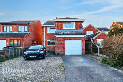 Station Road North, Belton 4 bed detached house for sale