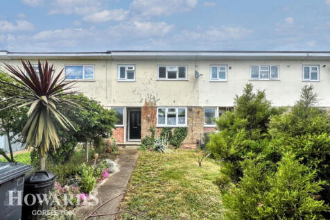Oxford Avenue, Gorleston 2 bed terraced house for sale
