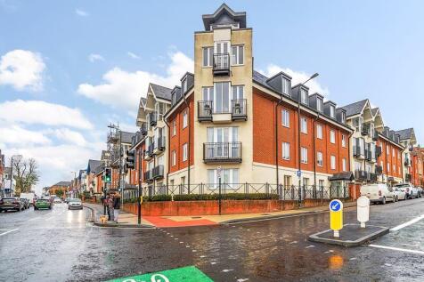 London Road, St. Albans 2 bed flat for sale