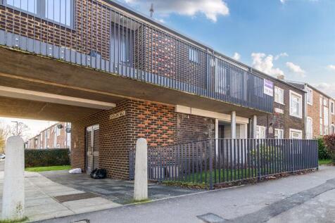 Northdown Road, Hatfield 1 bed flat for sale