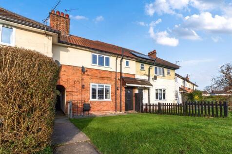 Wistlea Crescent, St. Albans 3 bed terraced house for sale