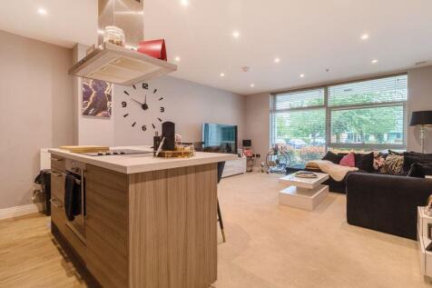 1 bedroom flat for sale