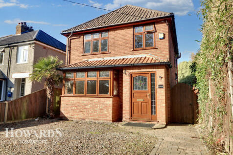 3 bedroom detached house for sale