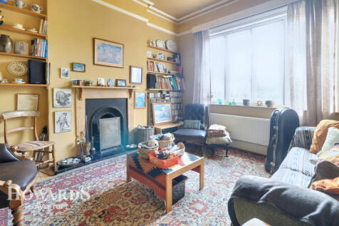 Yarmouth Road, Lowestoft 4 bed detached house for sale