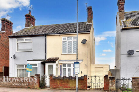 2 bedroom semi-detached house for sale