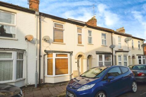 Queens Park, Buckinghamshire HP21 3 bed terraced house for sale