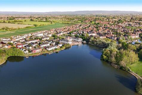 Ayleswater, Buckinghamshire HP19 3 bed detached house for sale