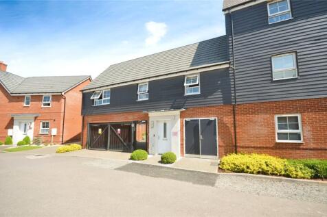 Foxtail Close, Aylesbury HP22 2 bed semi