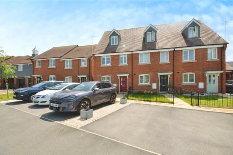 Glenton Green, Buckinghamshire HP18 3 bed end of terrace house for sale