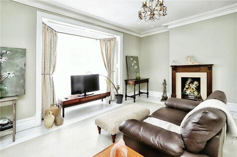 Market Square, Oxfordshire OX26 2 bed apartment for sale