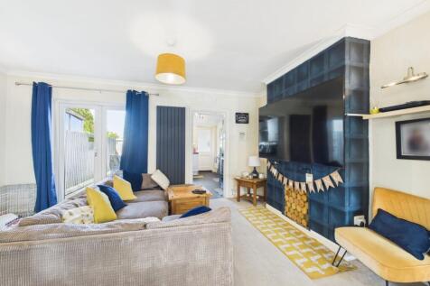 Kingsbury Road, Worcester... 3 bed terraced house for sale