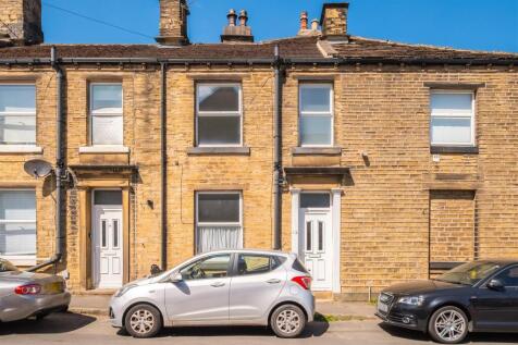 Thomas Street, Lindley, Huddersfield.... 2 bed terraced house for sale