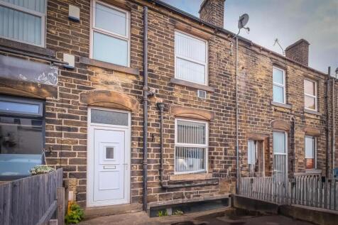 Halifax Road, Huddersfield, HD3 2 bed terraced house for sale