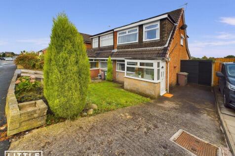 3 bedroom semi-detached house for sale