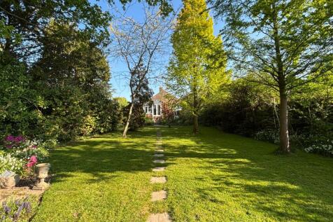 3 bedroom bungalow for sale
