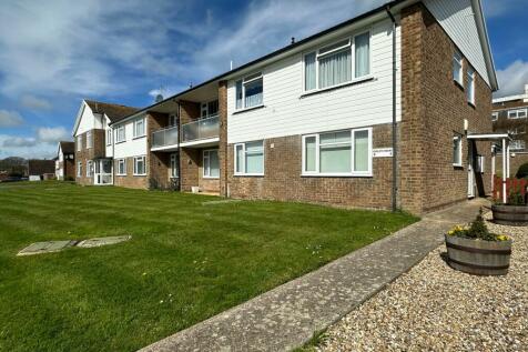 2 bedroom ground floor flat for sale