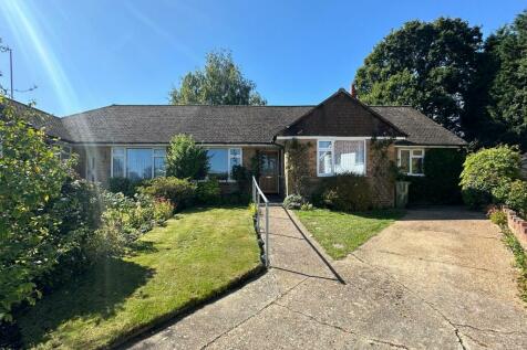 3 bedroom semi-detached bungalow for sale