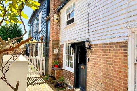 2 bedroom property for sale